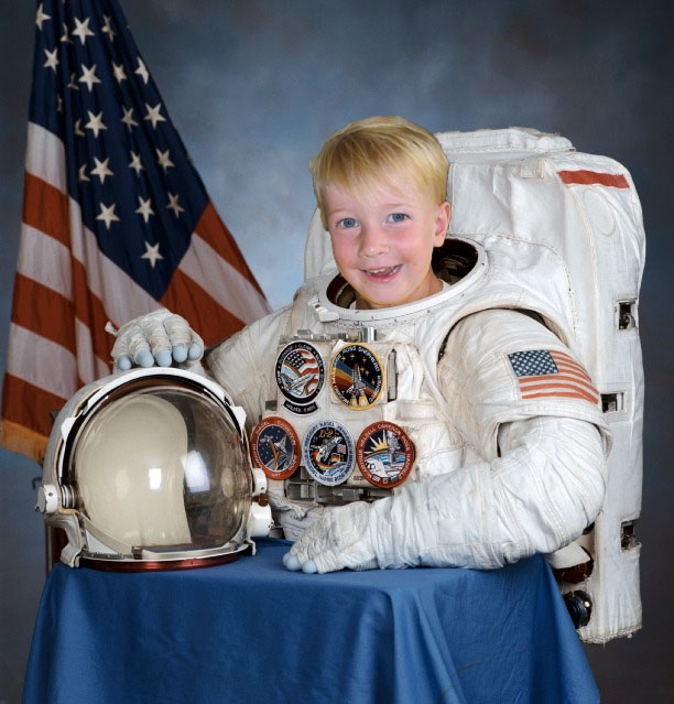 Gijs is astronaut copy